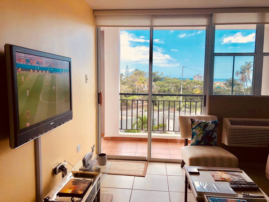 Living room ocean view