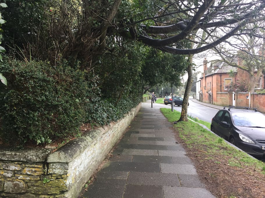 Flat is next to Falmouth campus and buses to Penryn campus