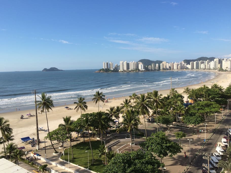 Vista da sacada 1. O andar do apartamento é 10º andar