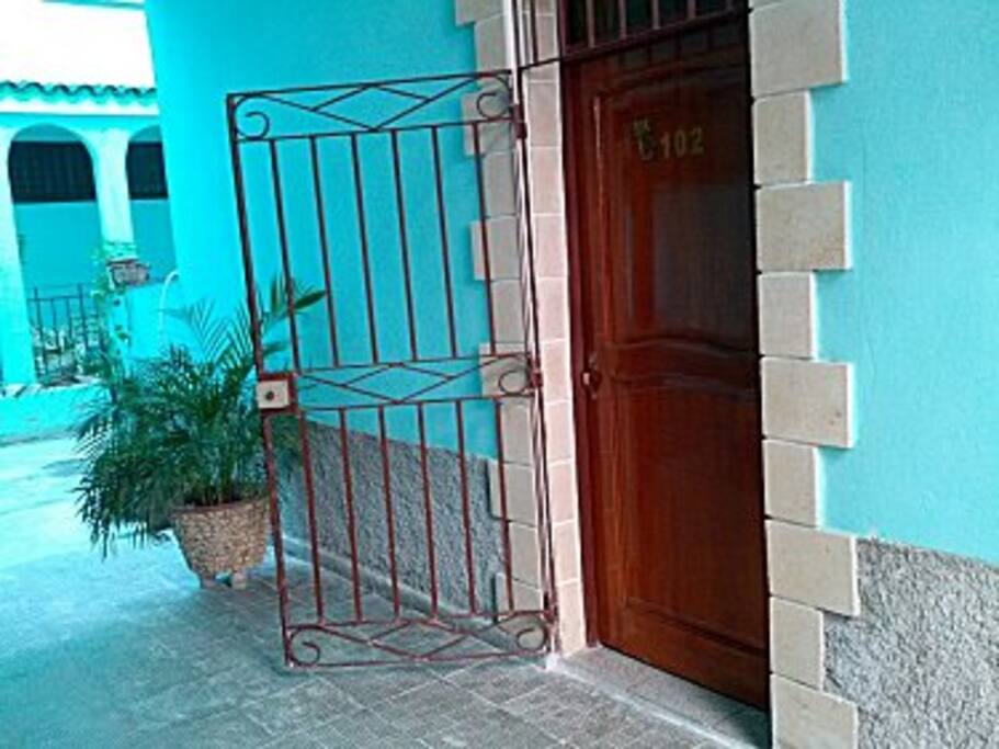 Entrada independiente