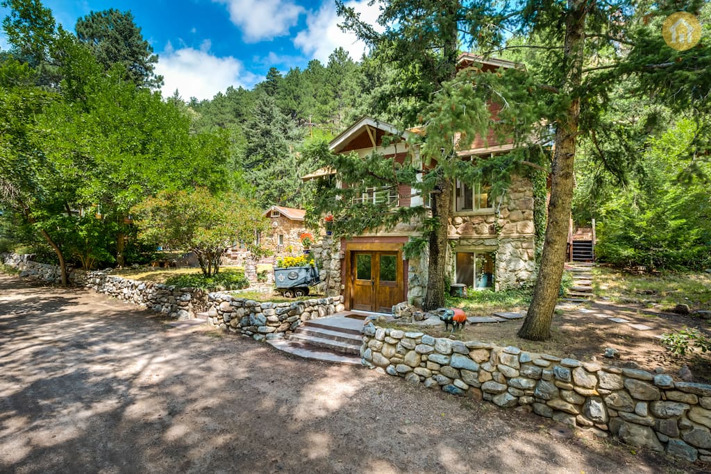 Rustic, relaxing escape from the city