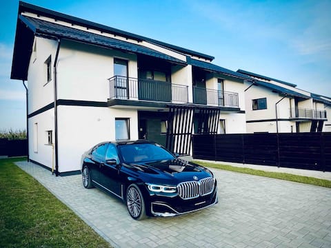 Modern Duplex house in Suceava, private parking
