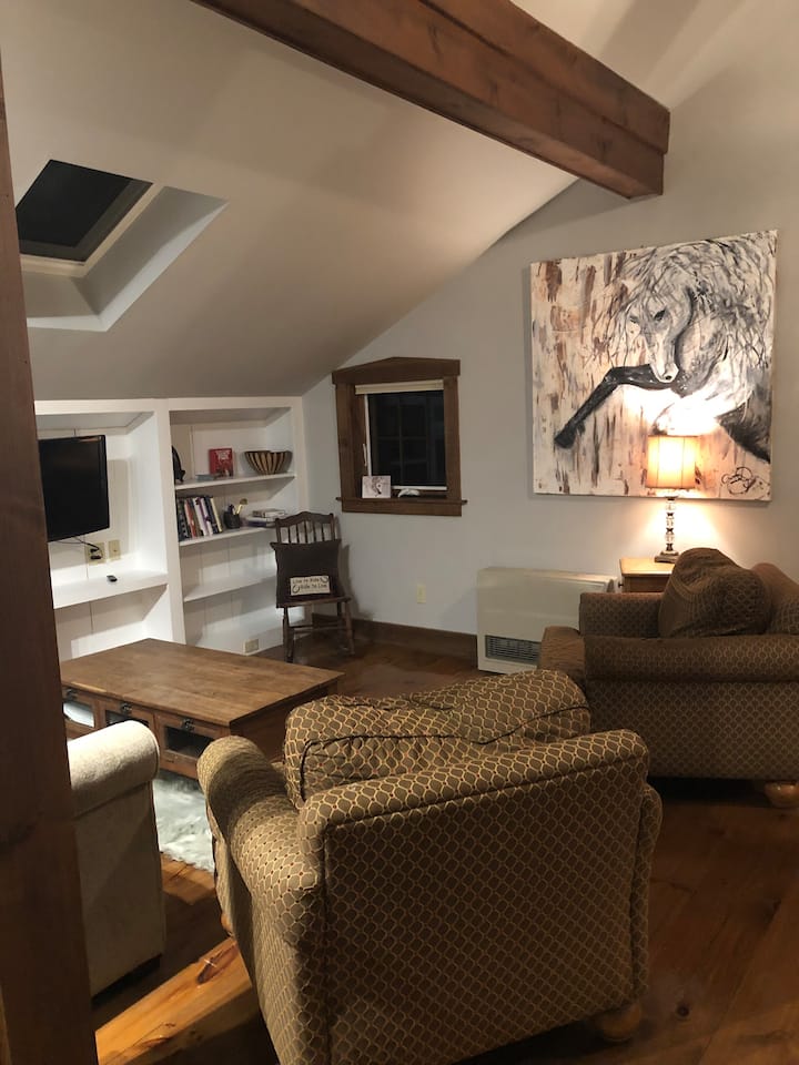 The Hayloft The perfect New England getaway! Barns for Rent in