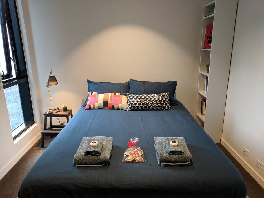 The bedroom (2/4)
