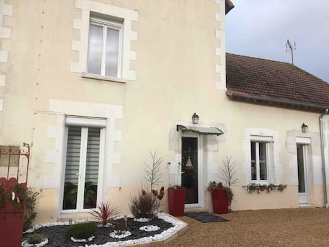 Charming house near downtown and the Loire