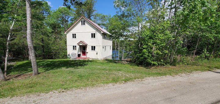 Leaf Lodge