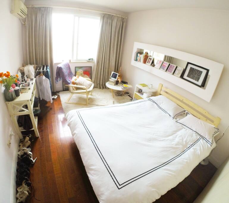 Second bedroom
