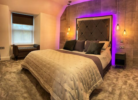 Luxury 4-bedroom house in the heart of Killin