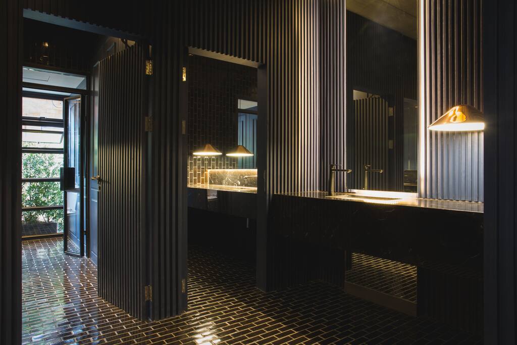 Lobby Rest Room