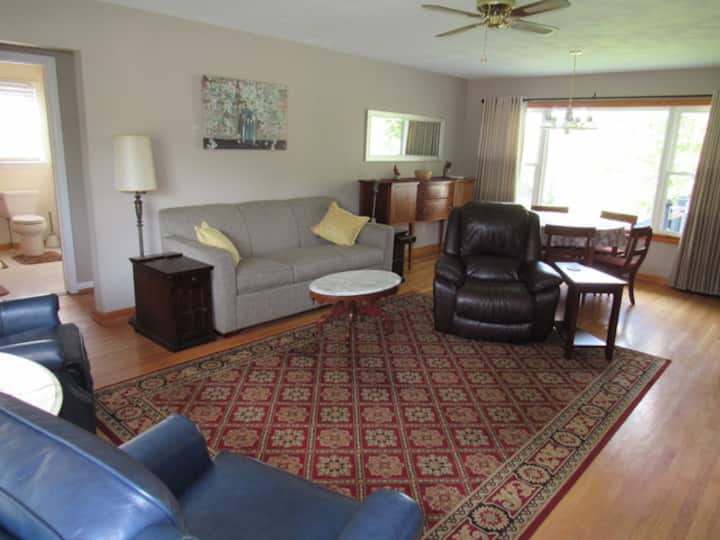 Your Home Away From Home With No Worries At All - State of New York