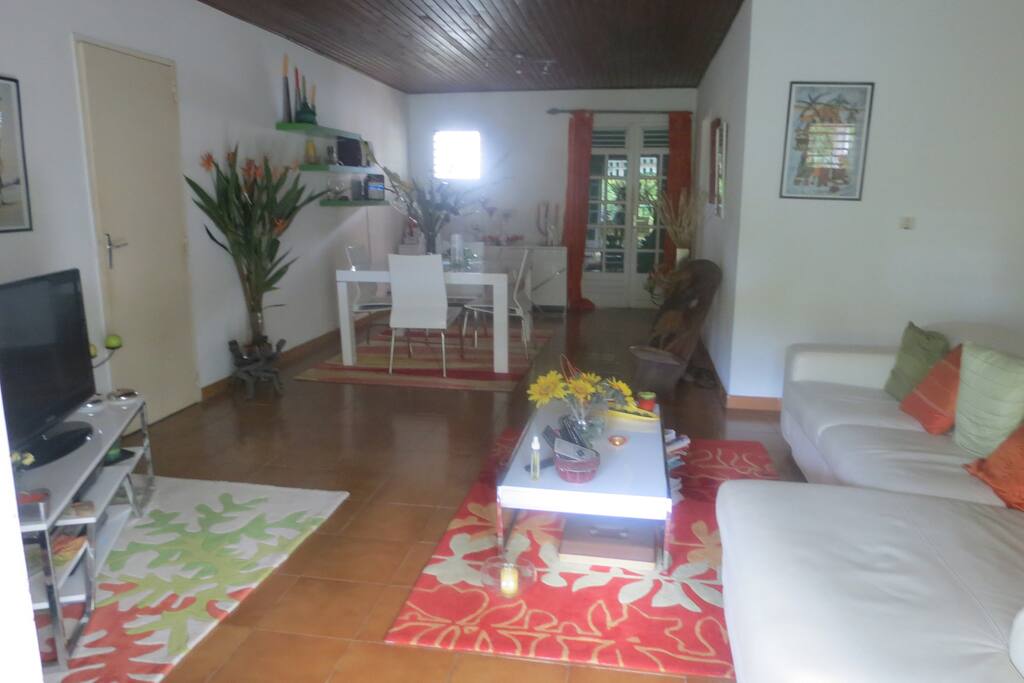 Living sans les tapis