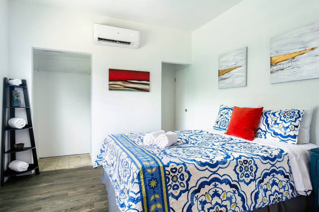 Queen Bed