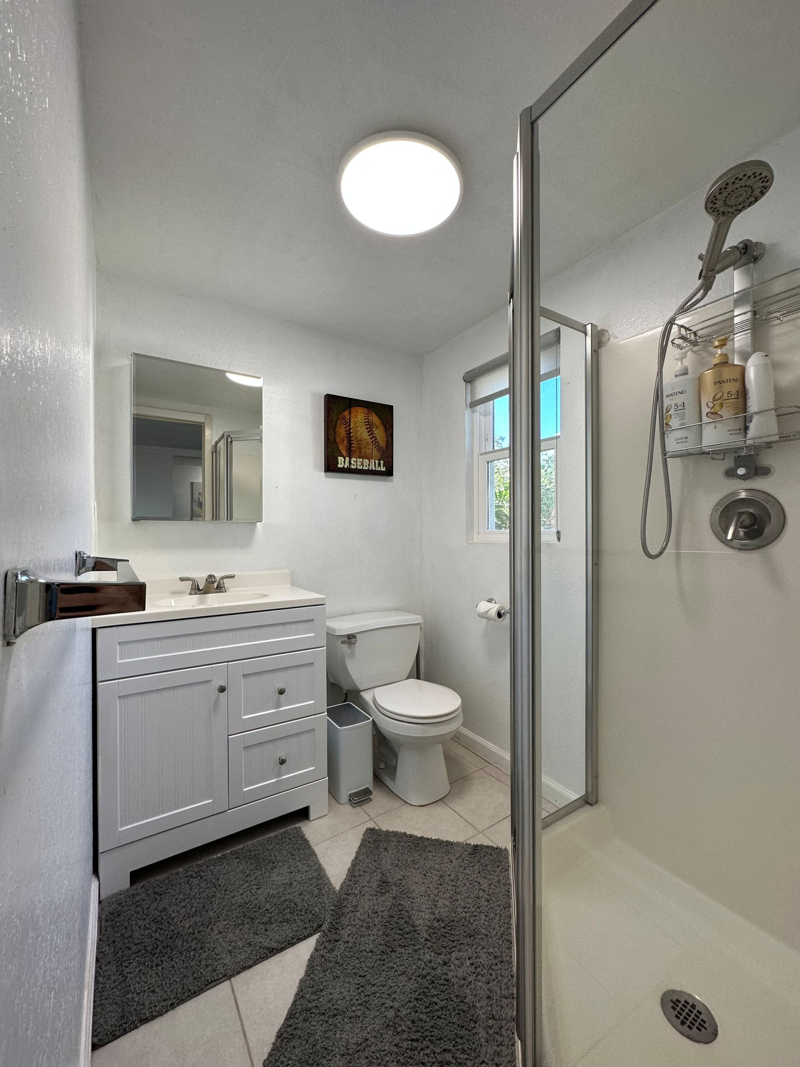 Guesthouse in San Francisco · ★4.88 · Studio · 2 beds · 1 bath - Image 5