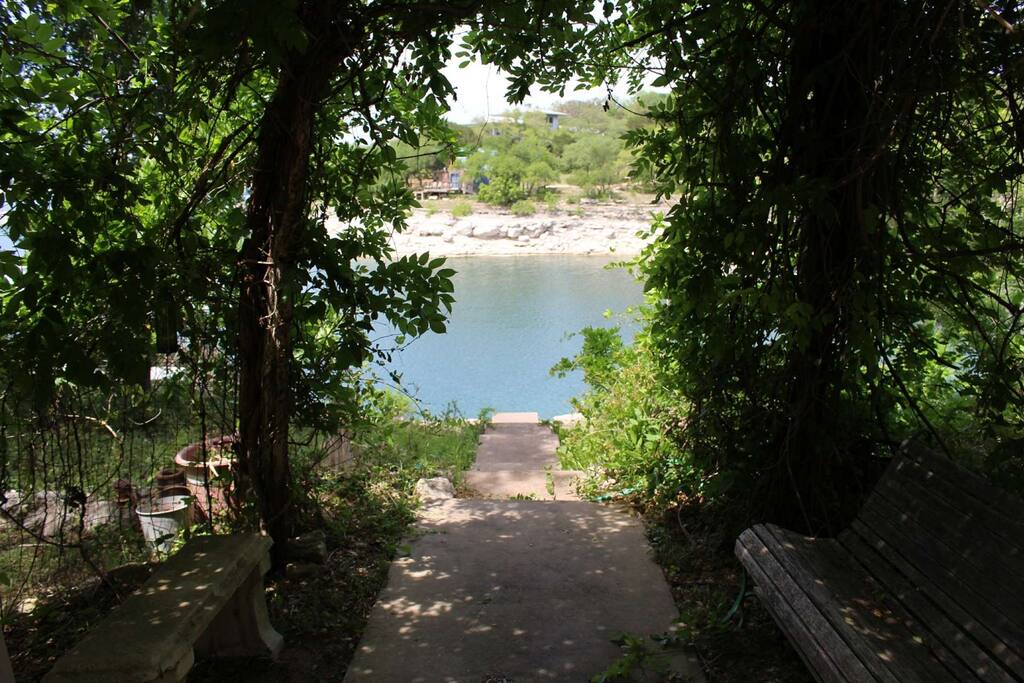 Life on Lake Travis - it doesn't get any better!