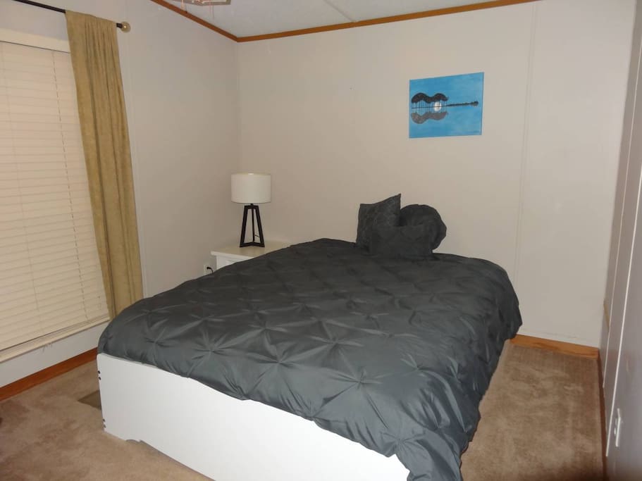 2nd Guest Room