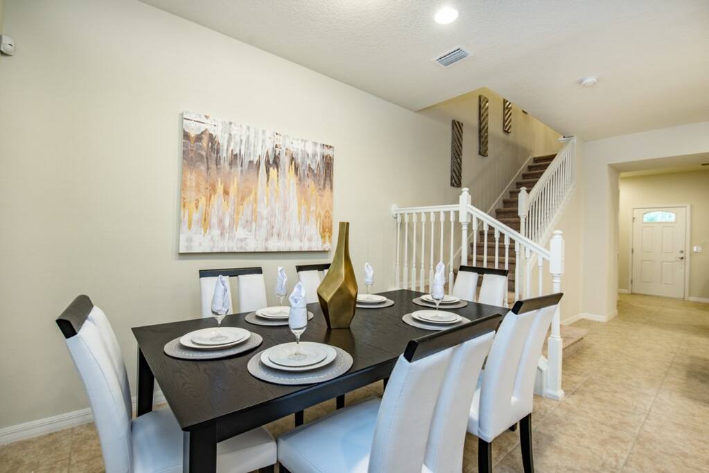 9035RhodesSt-17