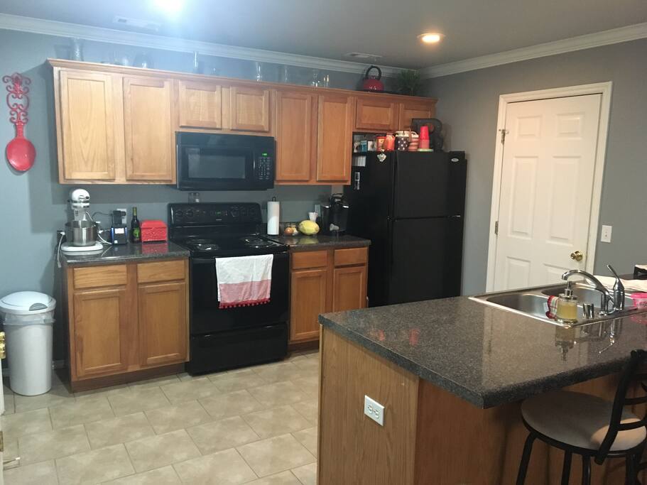 Full kitchen!