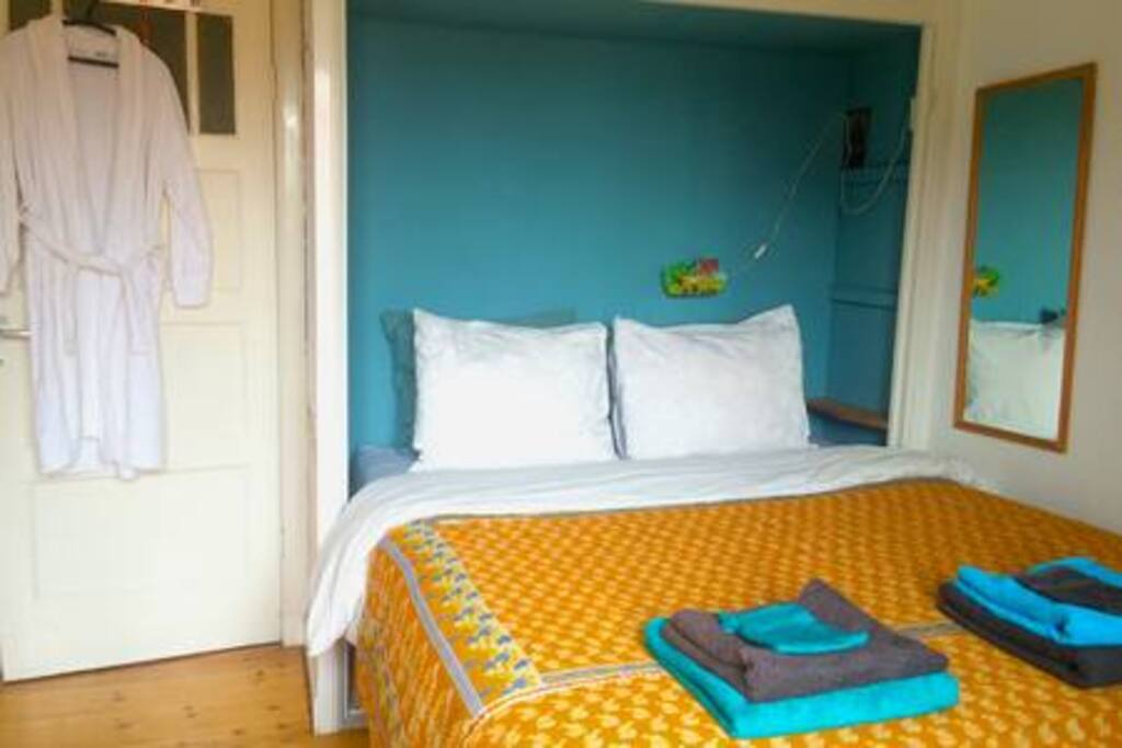 Second bedroom