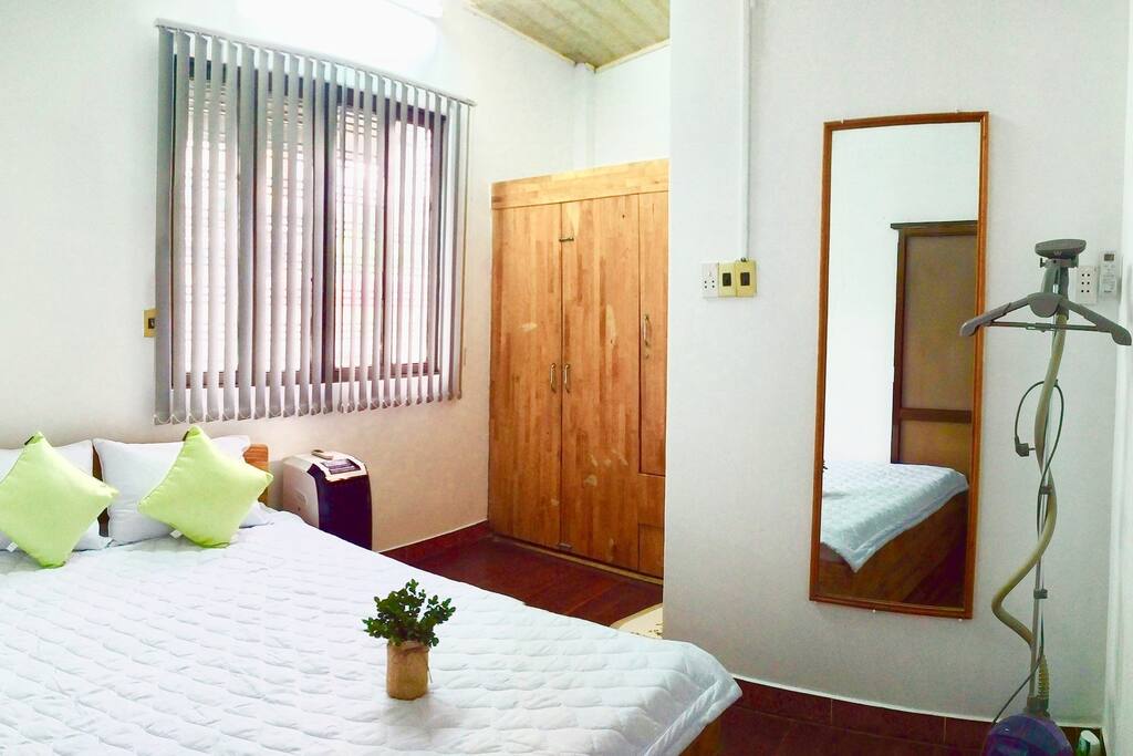 Ensuite bedroom with queen size bed