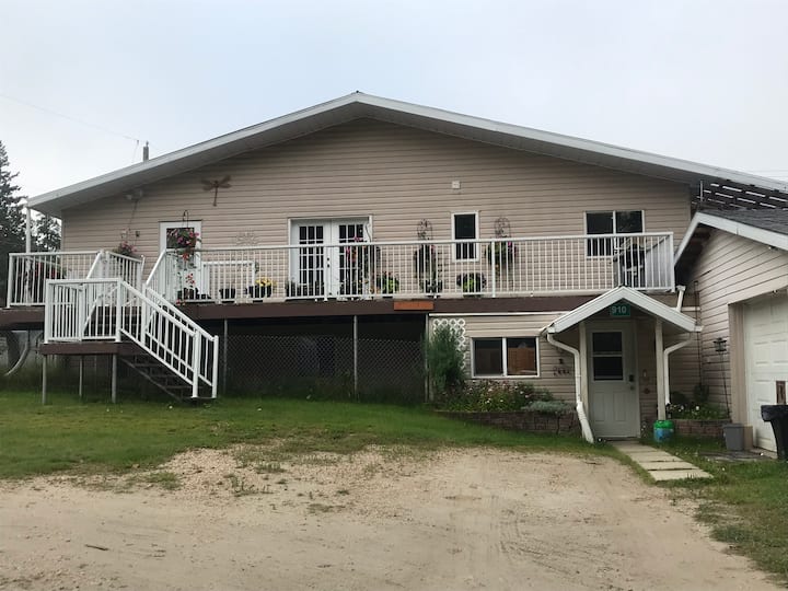 Slave Lake Vacation Rentals & Homes Alberta, Canada Airbnb