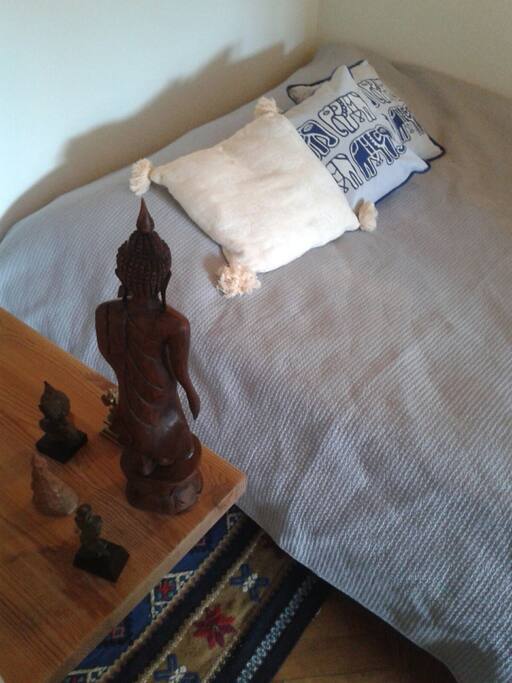 Bedroom sleeps 2