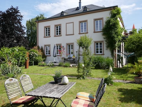 Castle house apartment with charm!