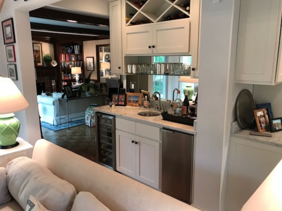Bar in between Family Room and Den
