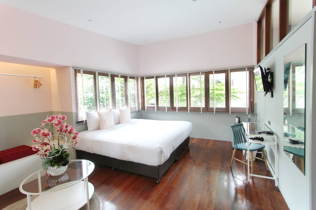Arcadia Room