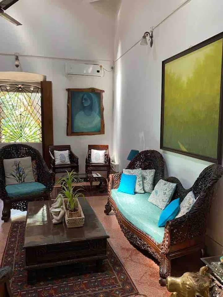 Living room image 2