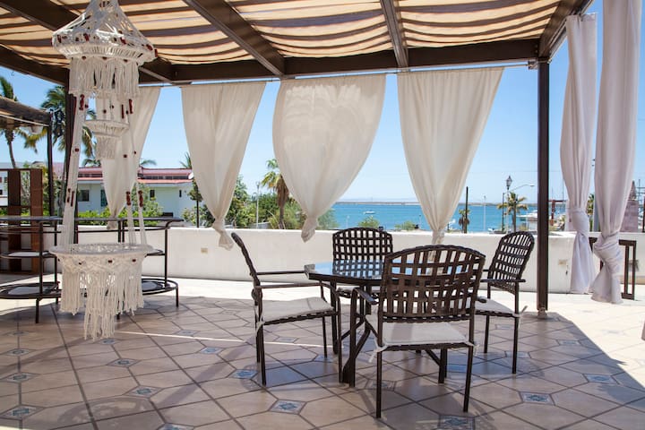 TERRACE CASA COFY Beautiful sunset with ocean view