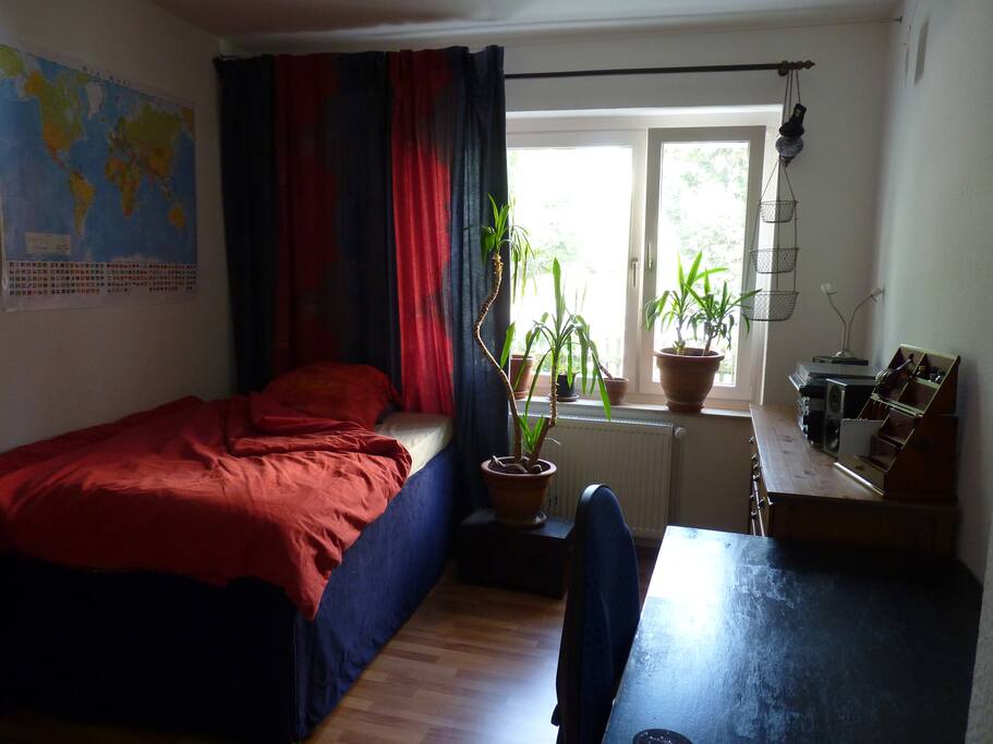 Schlafzimmer 2