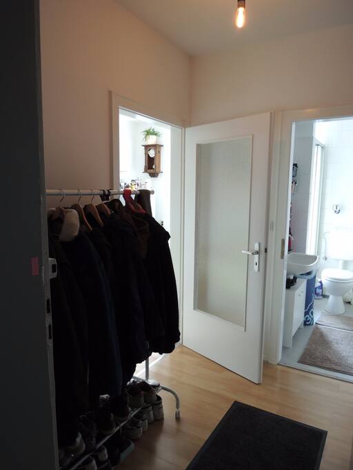 Entrance view 2