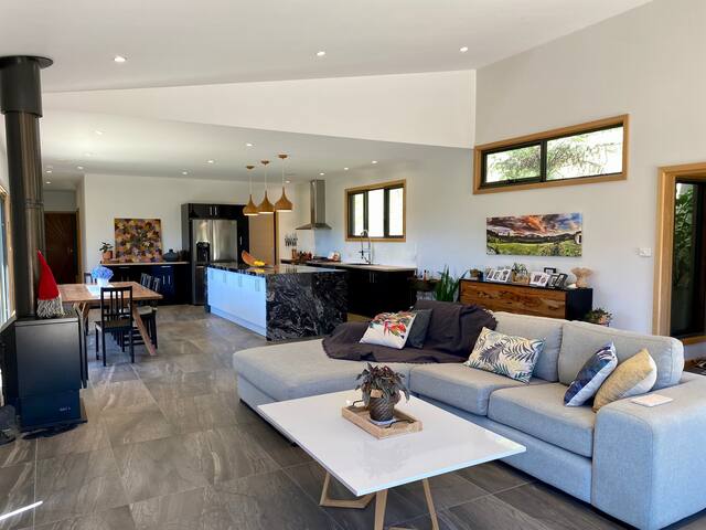 Country escape in the Yarra Valley gallery image 3