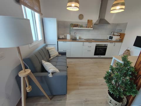 Popular Airbnb listing: Charming home with beautiful views. in Santa Cruz De La Palma