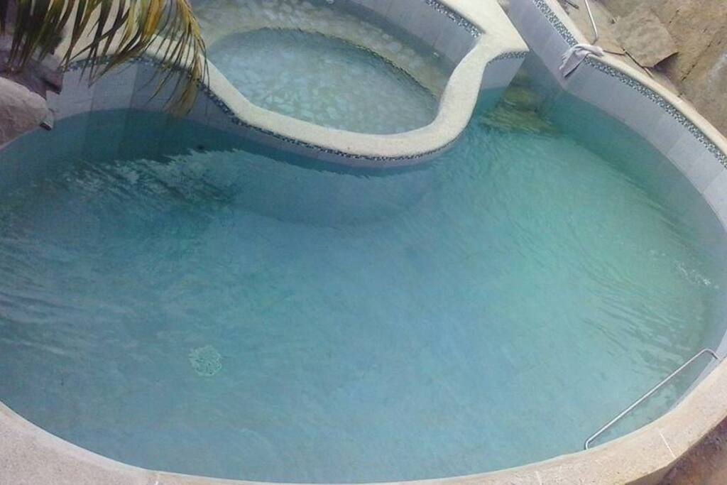 LA PISCINA