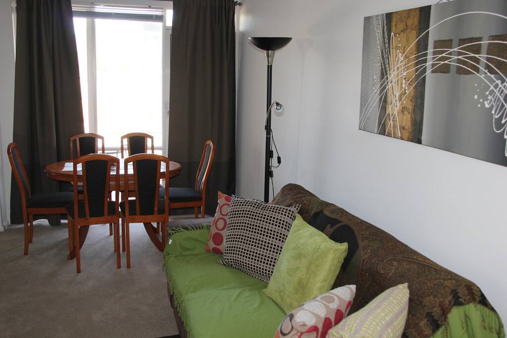 Loungeroom