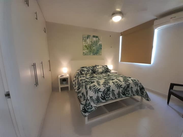 غرفة النوم الرئيسية.
مدير ريكارا.
