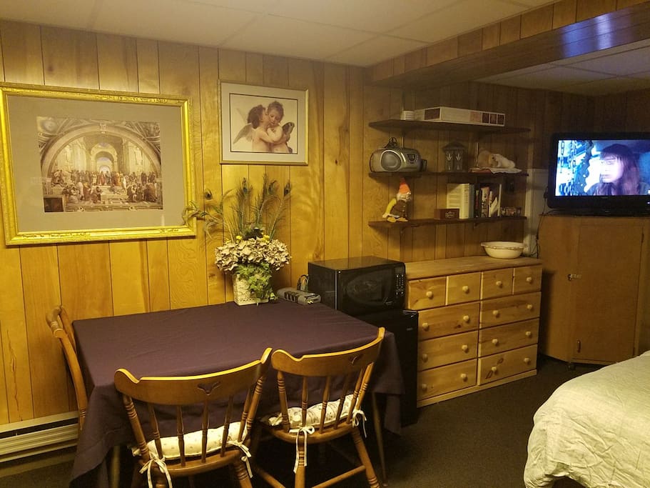 A dresser for longer stays, and a Chromecast and HDMI-enabled TV & DVD player for your enjoyment. High speed WI-FI so you're never disconnected, as well as a mini-fridge and microwave, for leftovers and quick snacks.