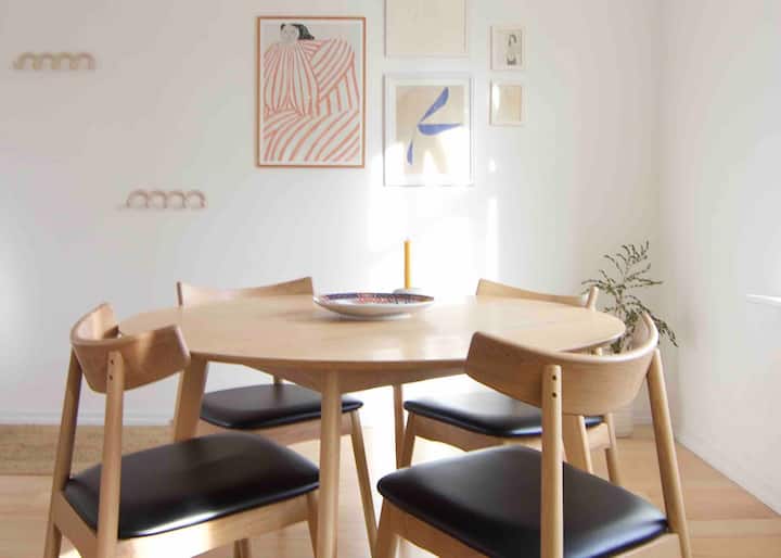 Bright & Stylish Apartment Downtown Reykjavik - Reykjavík
