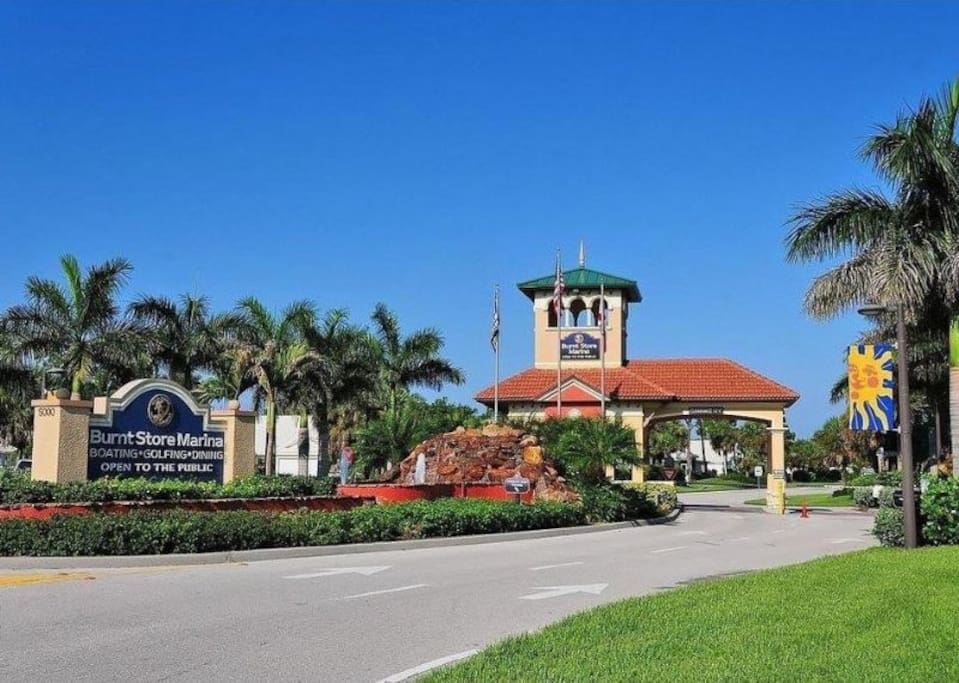 Guard-gated entrance to Burnt Store Marina, well known for its golfing, fishing, boat access and large marina!