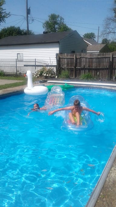 Heated pool