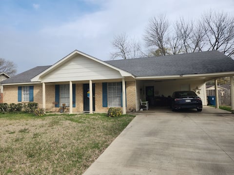 Clarksdale Escape