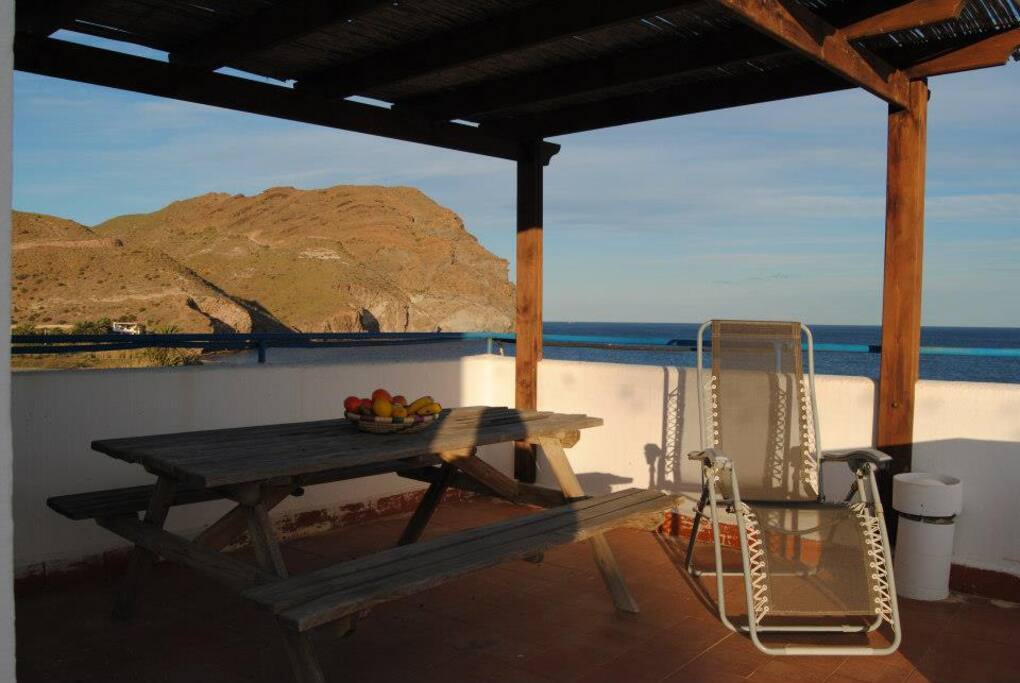 Vistas dede la terraza a compartir por otro apartamento.