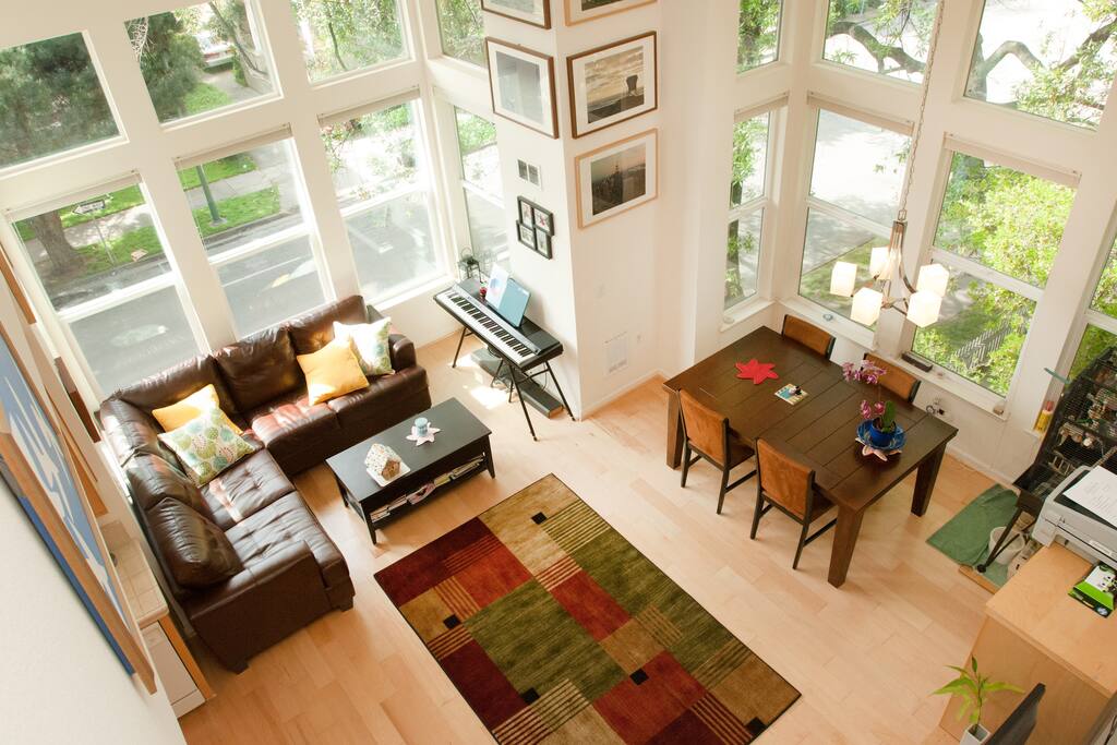 Airbnb 2Stops2SF - Modern Space HiSpeedWiFi close to BART