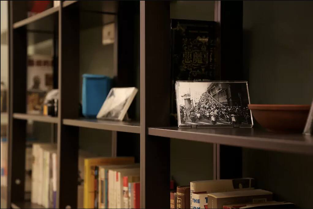 書架