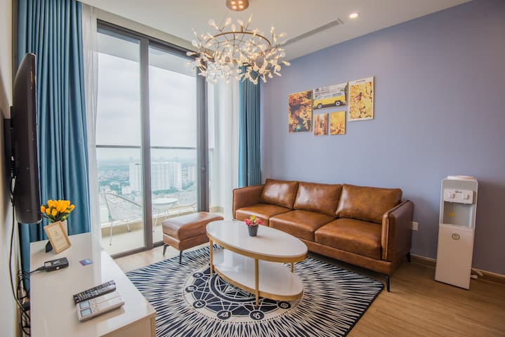 22 Housing  Apartment managed Airbnb listing 3