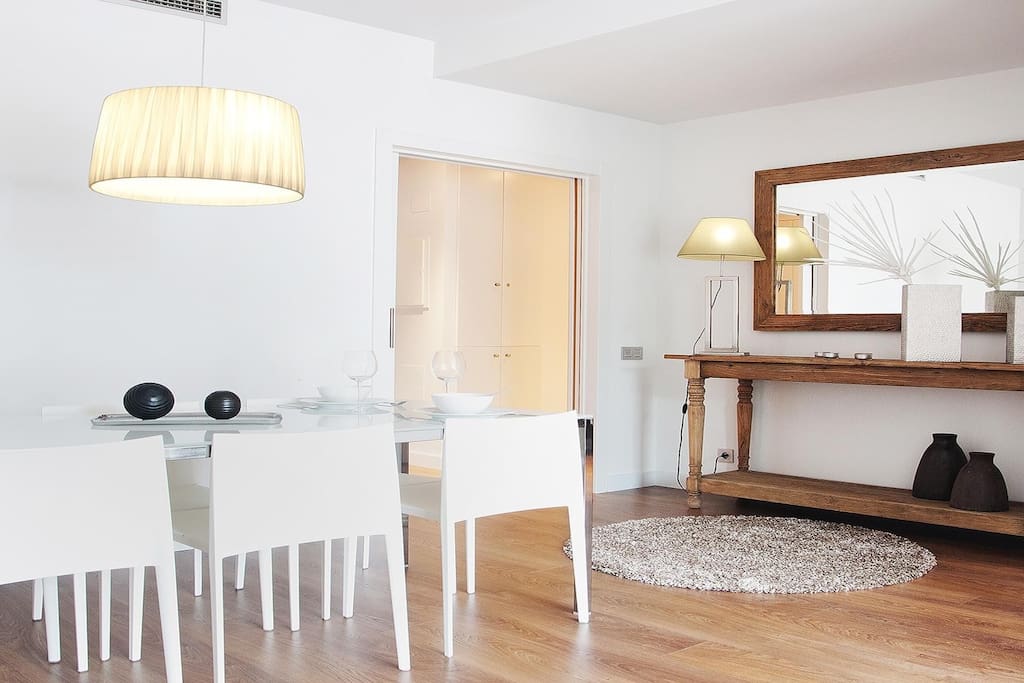 Enjoy spending time with your group in this stunning, contemporary living space.