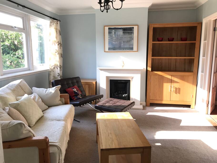 Sitting room, nice and sunny