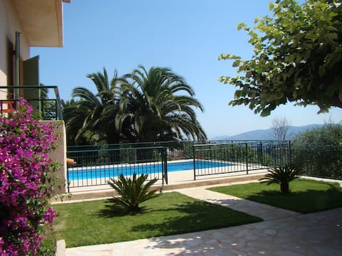 Bastide Garden Floor/ Ground floor of a villa