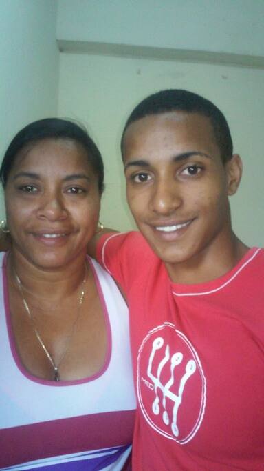 Anfitriones